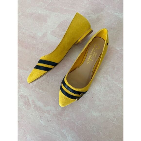 Callisto women’s size 6 or girls 4.5 mustard yellow vintage pointed slip on flat - Picture 1 of 10